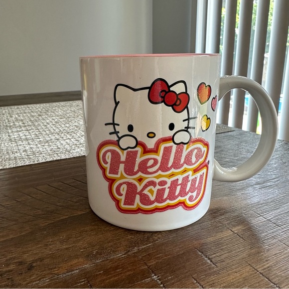 Silver Buffalo Hello Kitty Peeking Name Hearts Glitter Ceramic Mug, 20 Ounces - Picture 2 of 4